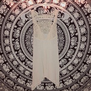 Off White V-Neck Nit Tank